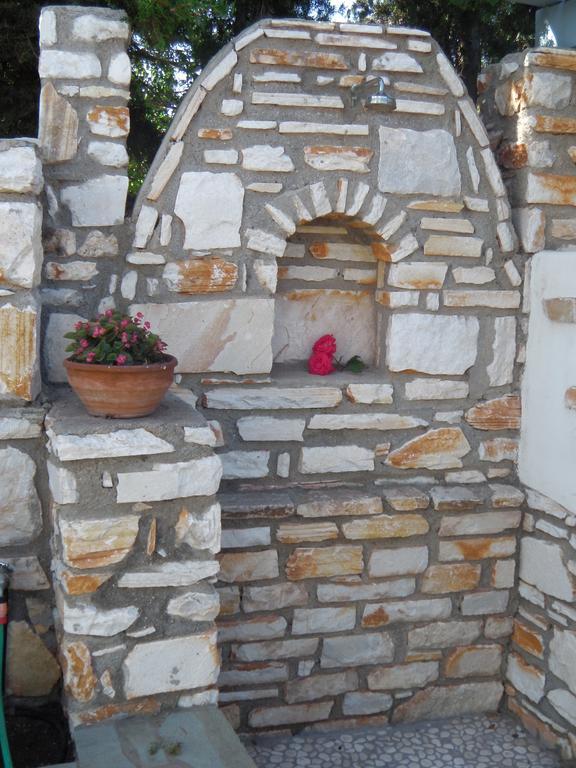 Narkissos Studios Alikí Rum bild